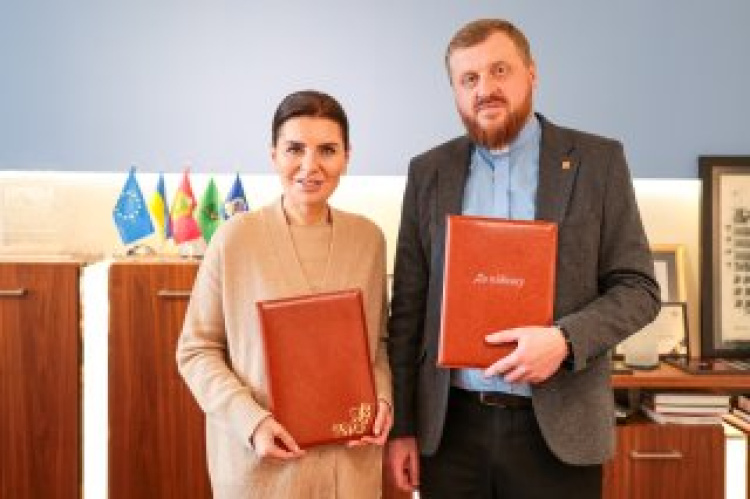 Каразінський університет і БФ «Карітас Харків» підписали меморандум про співпрацю